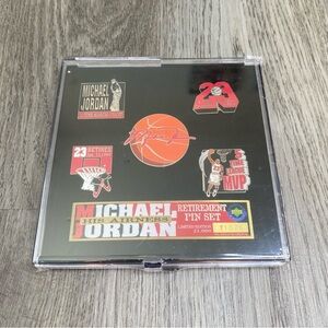 1999 UPPER DECK MICHAEL JORDAN RETIREMENT PIN SET LIMITED EDITION‎ SEALED NEW